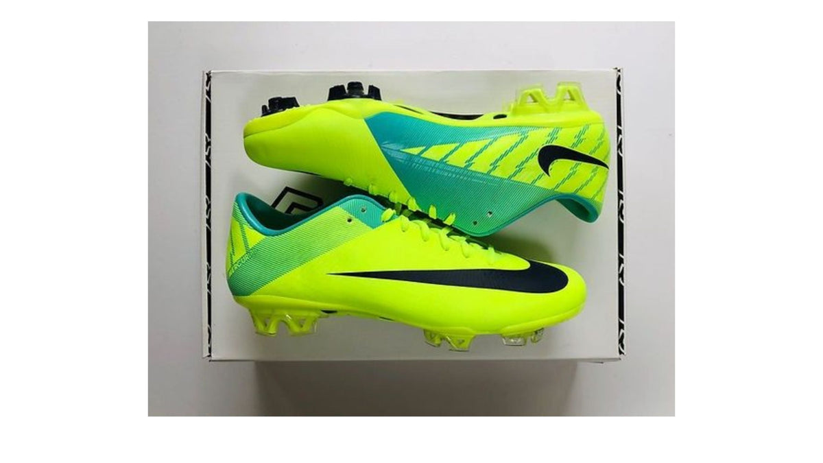 Are Nike Mercurial Vapor and Superfly the same?