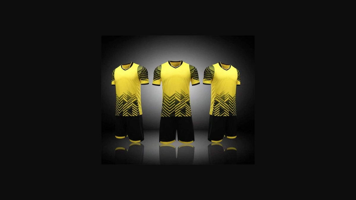 What to Look for When Ordering Custom Soccer Uniforms for Your Team Online