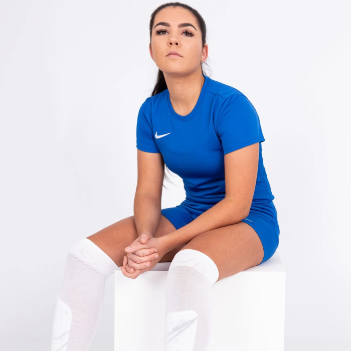 Nike Women s Park VII Complete Uniform Set