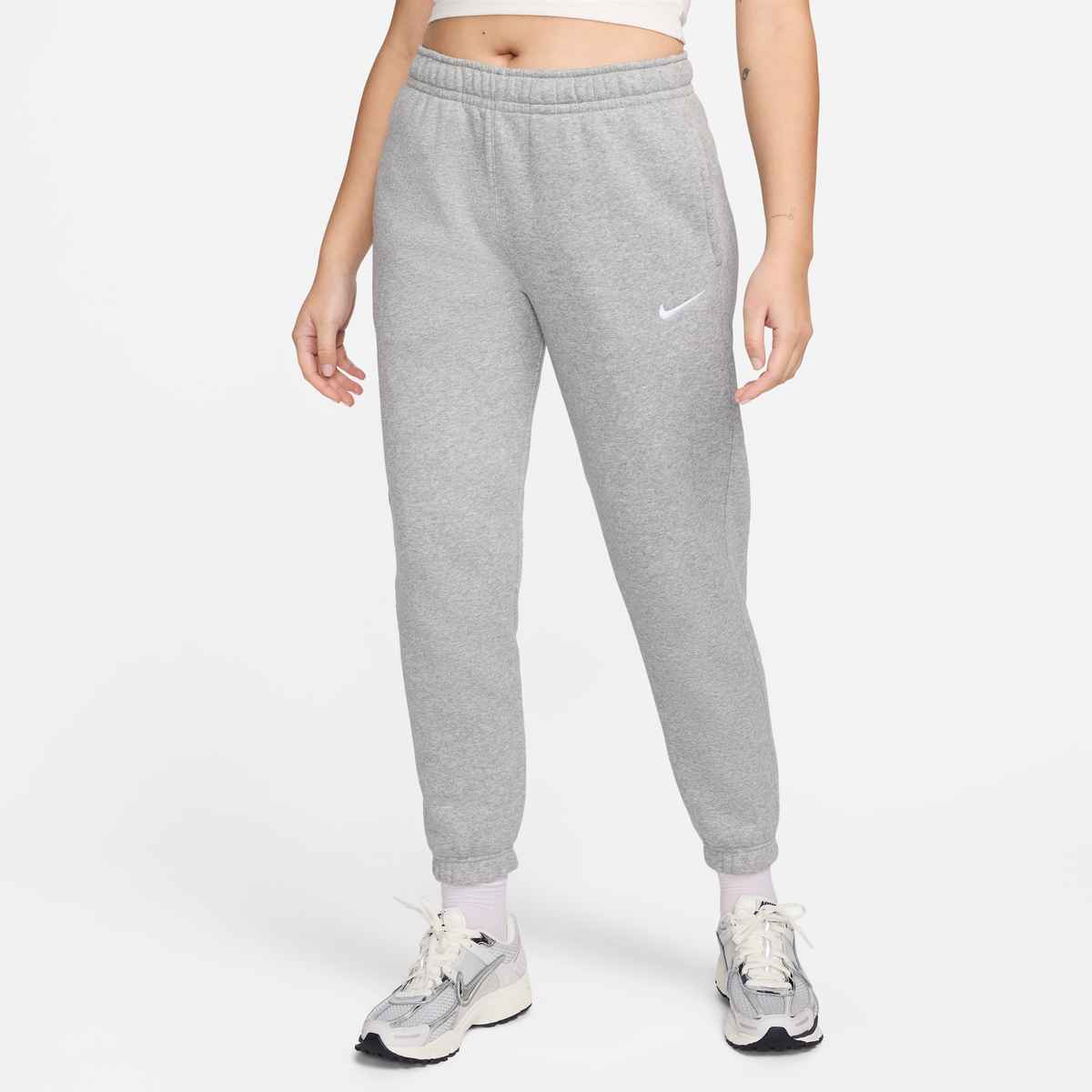 nike team club pant