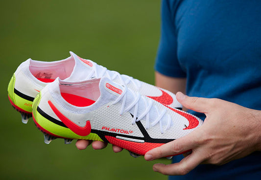 12 Best Indoor Soccer Shoes