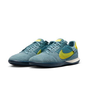 Nike Street Gato - Mad Energy Pack