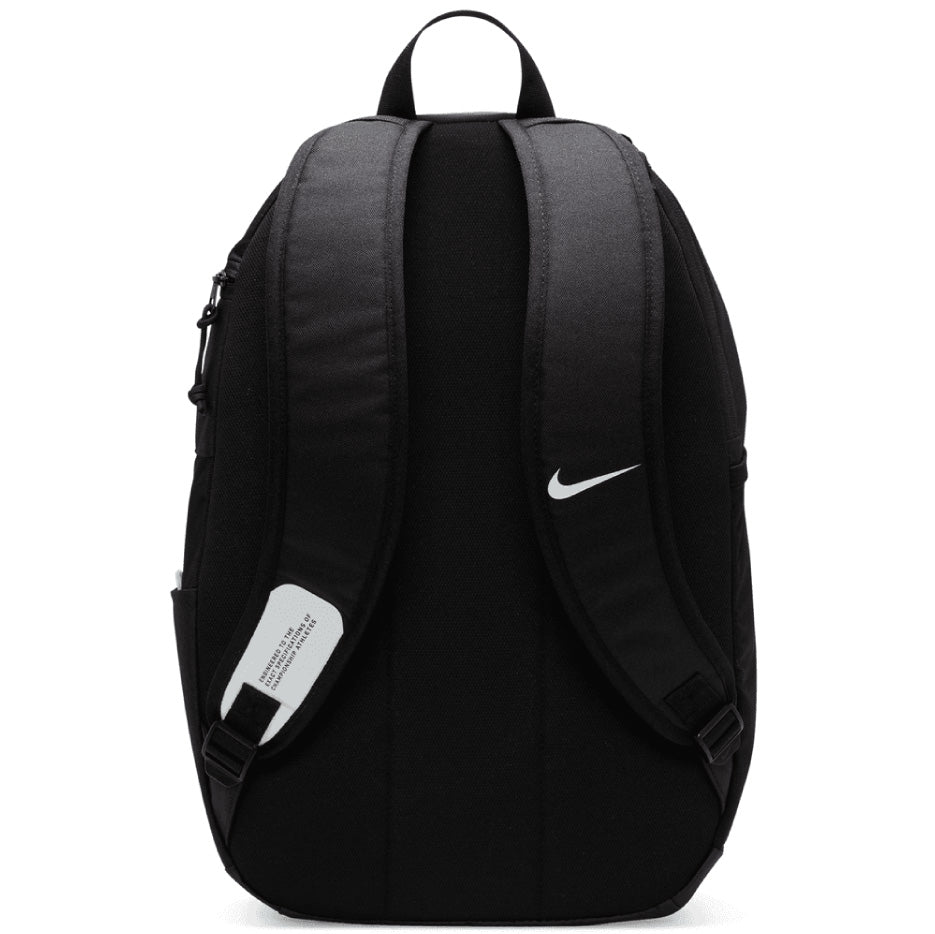 nike backpack builder Track Water bottle fits in the side pocket Nike University Red Brasilia Medium