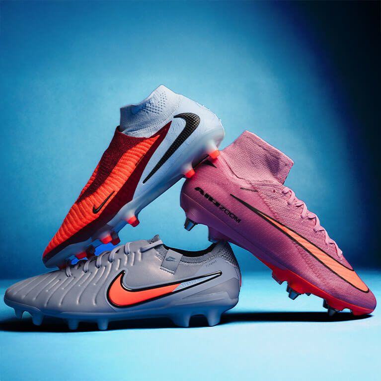 How To Choose the Right Soccer Cleat Size